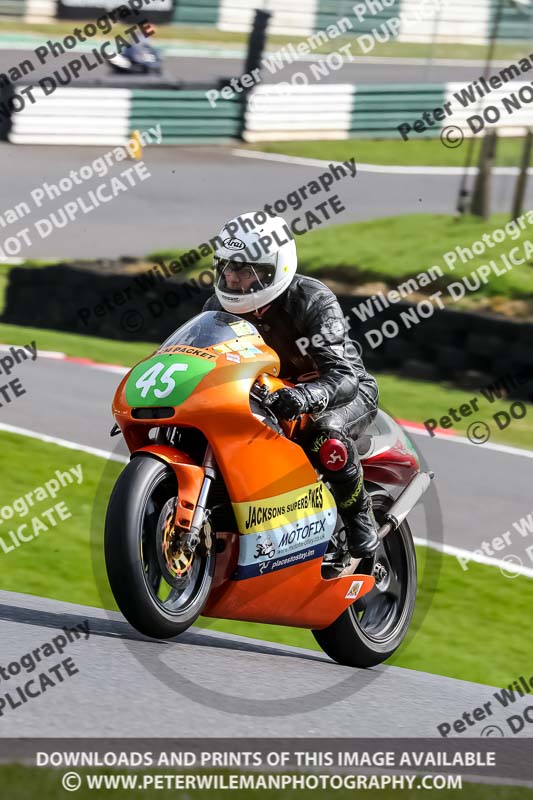 cadwell no limits trackday;cadwell park;cadwell park photographs;cadwell trackday photographs;enduro digital images;event digital images;eventdigitalimages;no limits trackdays;peter wileman photography;racing digital images;trackday digital images;trackday photos